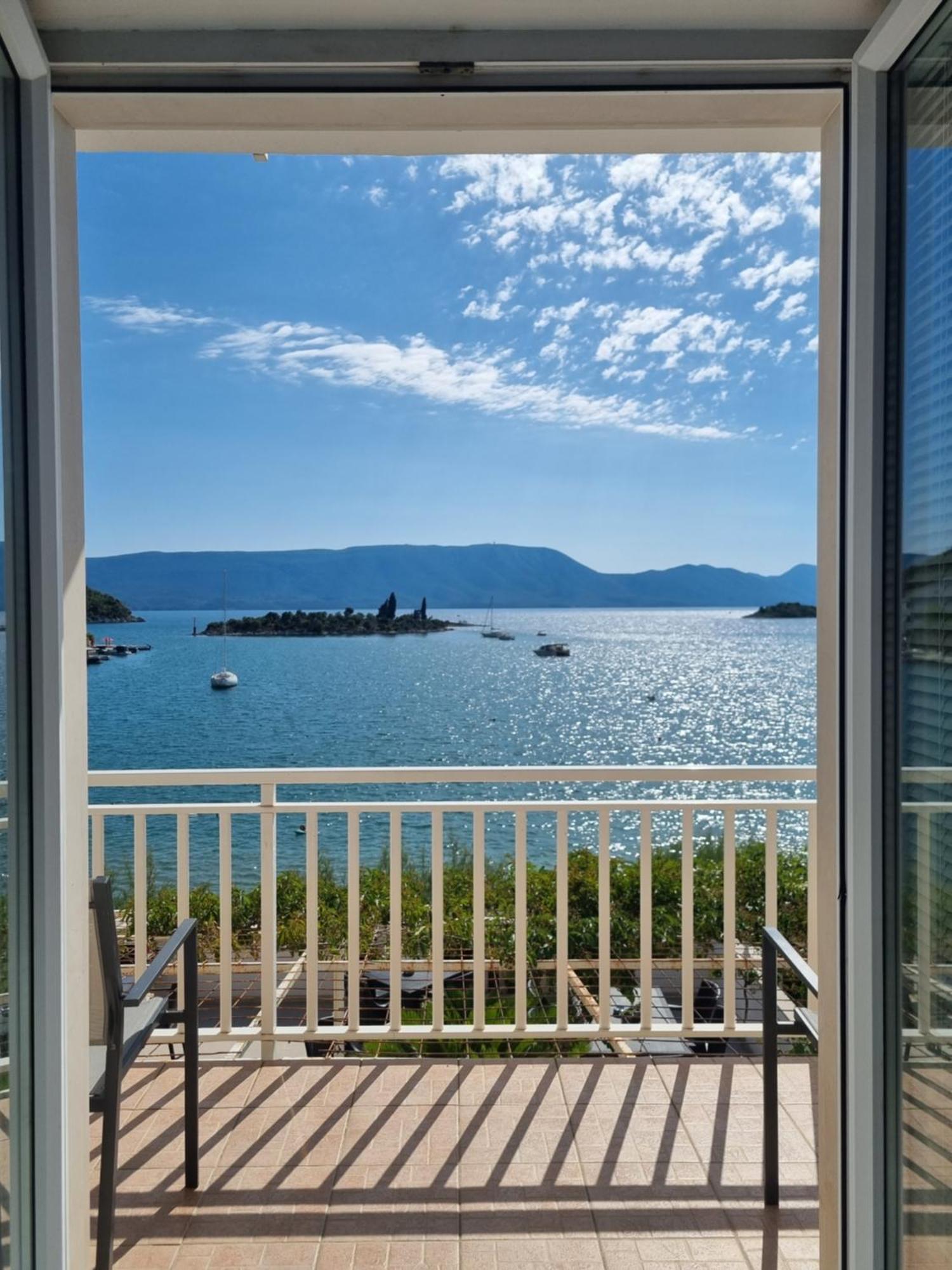 Villa Ante Apartments Blace Rum bild